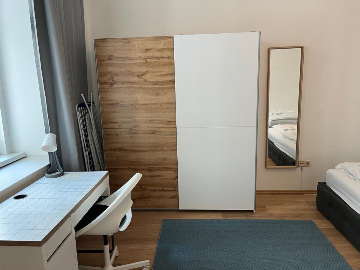Stylish Apt Near Urania 1Br Lejlighed Wien Eksteriør billede